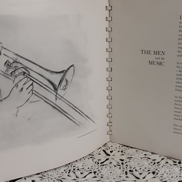 Glenn Miller And His Orchestra - Numbered Limited Edition 5 Record Binder Set - Picture 3 of 9